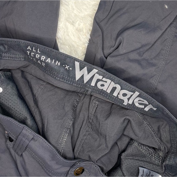 Wrangler work pants gray 34”Wx34”L utility pants stretchy light weight - Picture 2 of 6